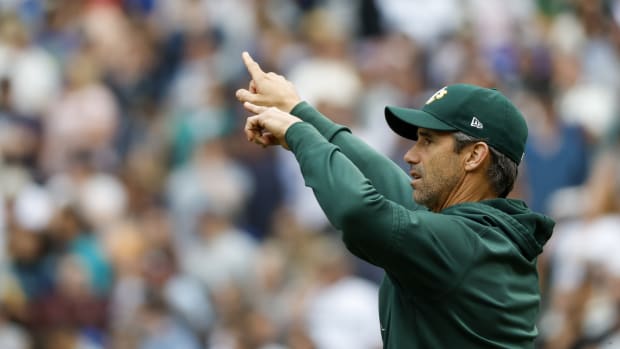 Brad Ausmus se unirá al equipo como el nuevo coach de banca del manager Aaron Boone